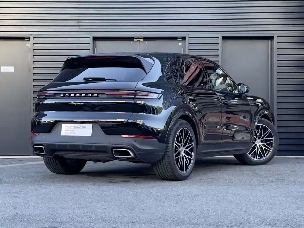 Porsche Cayenne — миниатюра 2