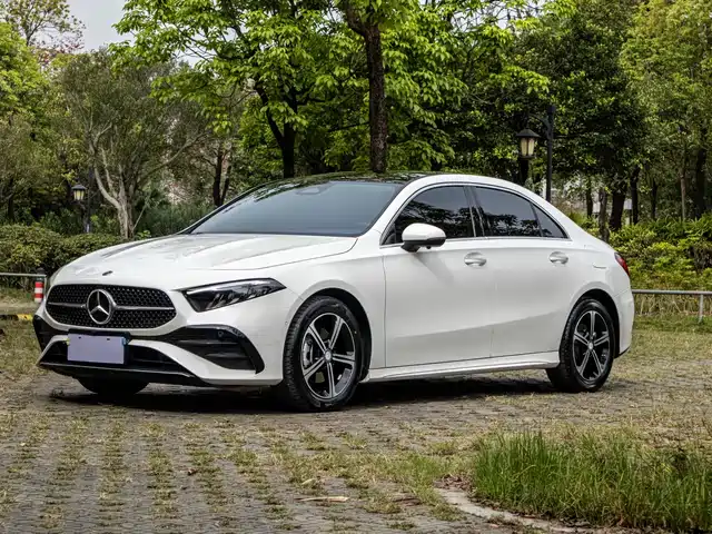MERCEDES-BENZ A CLASS