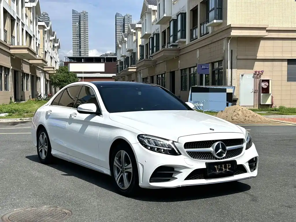 Mercedes-Benz C-Class — миниатюра 4