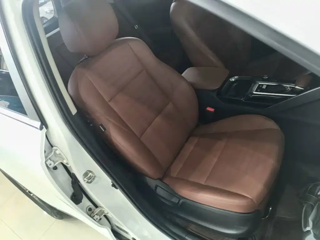 Kia Sportage — миниатюра 25