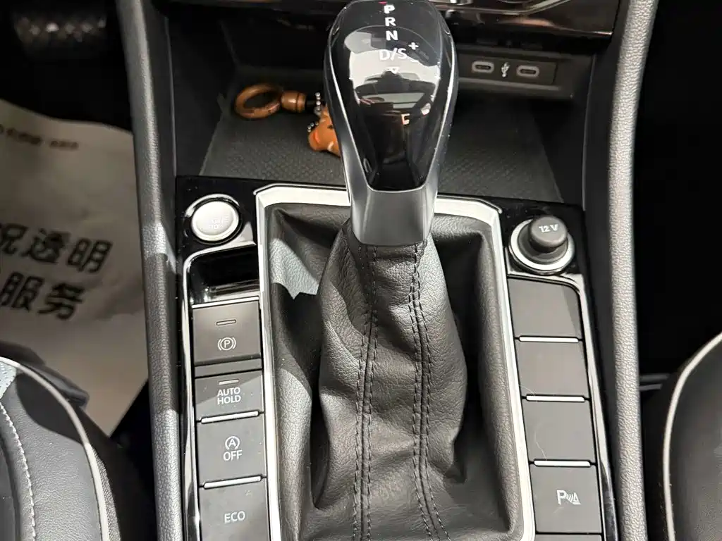 Volkswagen Sagitar — миниатюра 21