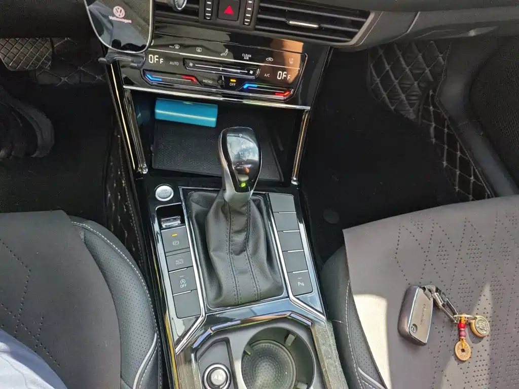 Volkswagen Passat — миниатюра 10