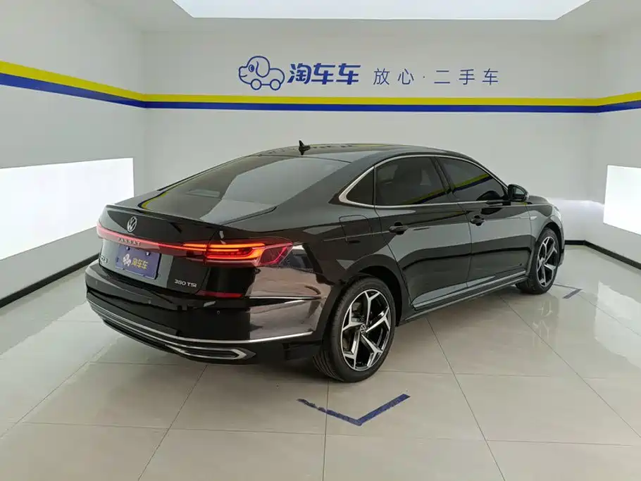 Volkswagen Passat — миниатюра 3