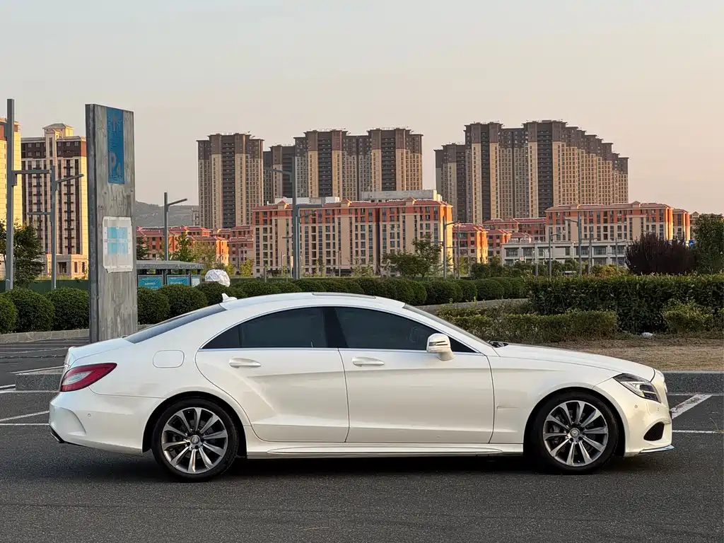 Mercedes-Benz CLS — миниатюра 7