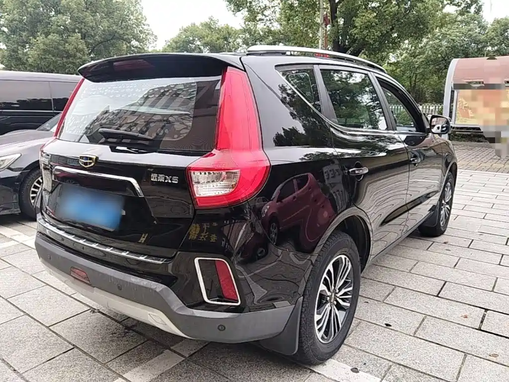 Geely Vision X6 — миниатюра 7