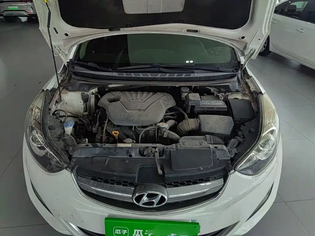 Hyundai Elantra Langdong — миниатюра 20
