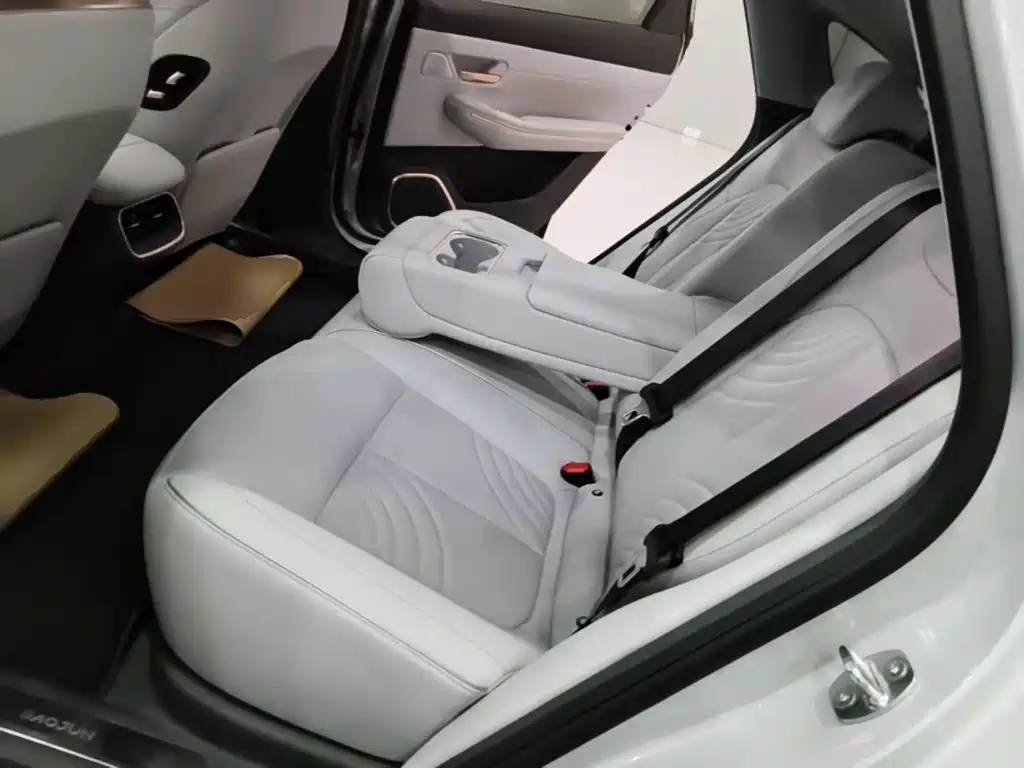 Baojun Xiangjing — миниатюра 17