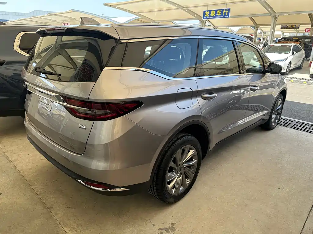Geely Jia Ji — миниатюра 9