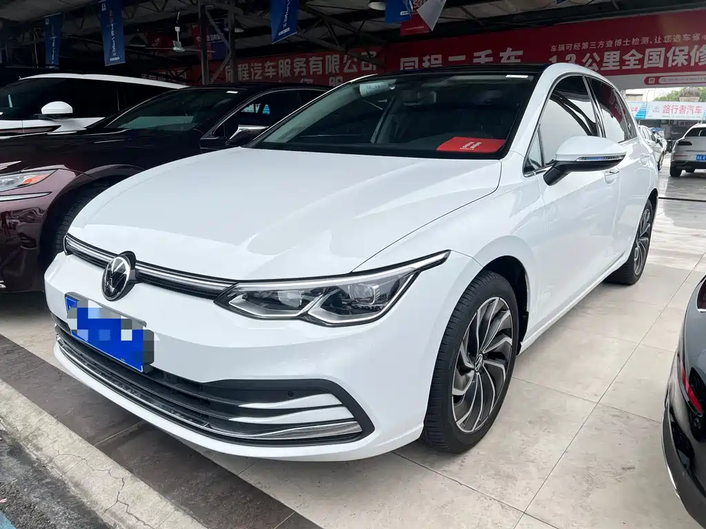 Volkswagen Golf 2024