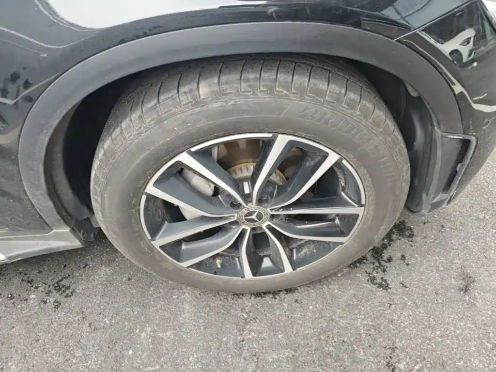 Mercedes-Benz GLC — миниатюра 12