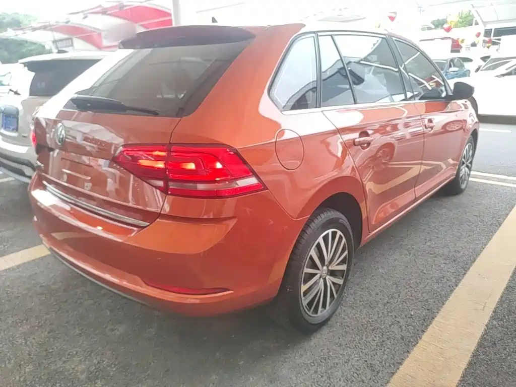 Volkswagen Santana — миниатюра 7