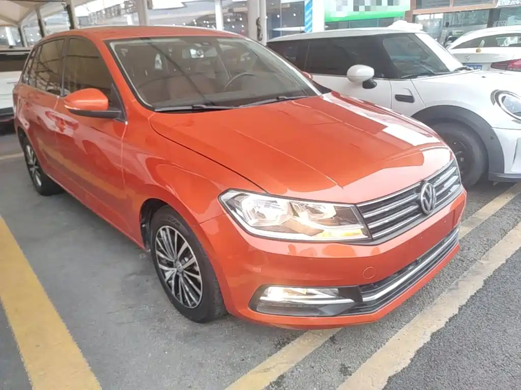 Volkswagen Santana — миниатюра 4