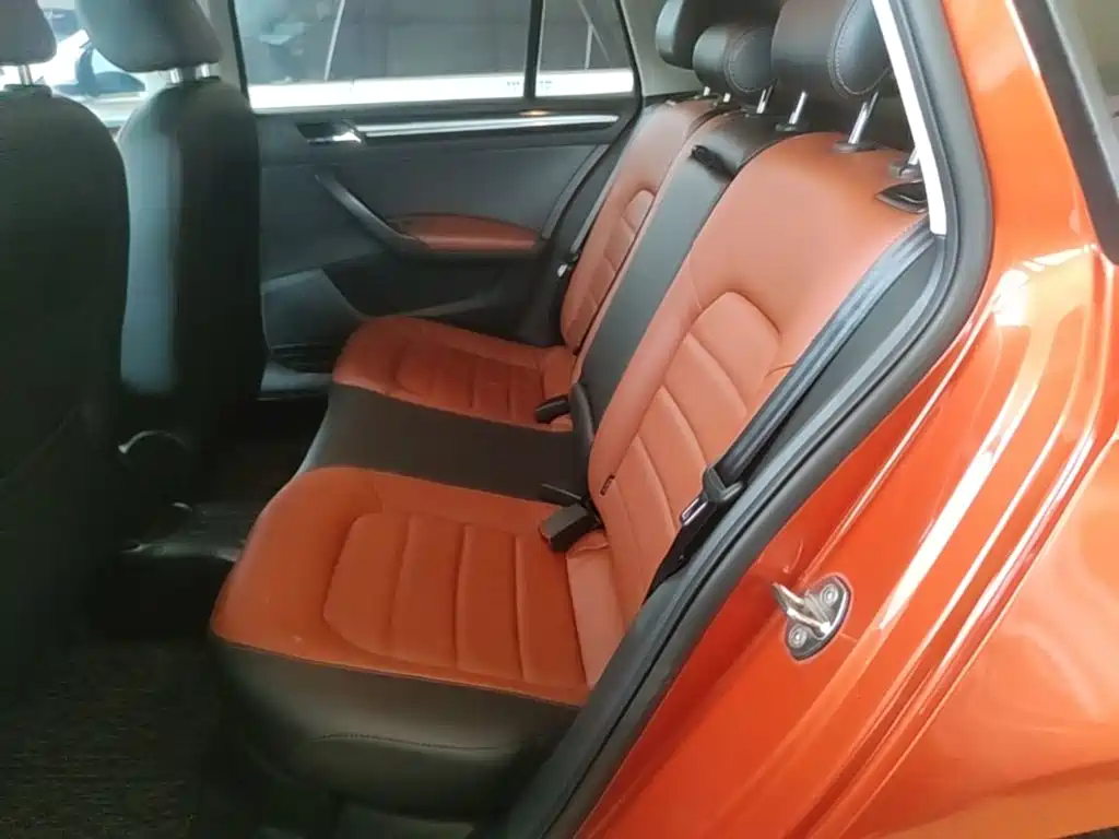 Volkswagen Santana — миниатюра 17