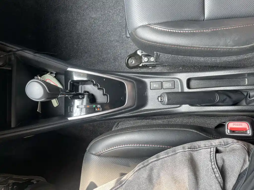 TOYOTA YARIS L ZHIXUAN