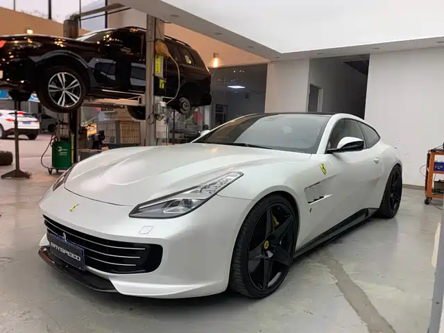 ferrari gtc4lusso
