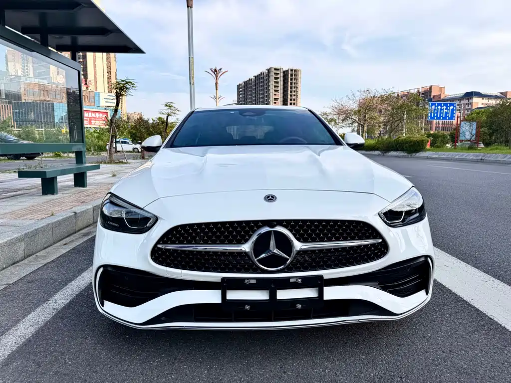 Mercedes-Benz C-Class — миниатюра 2