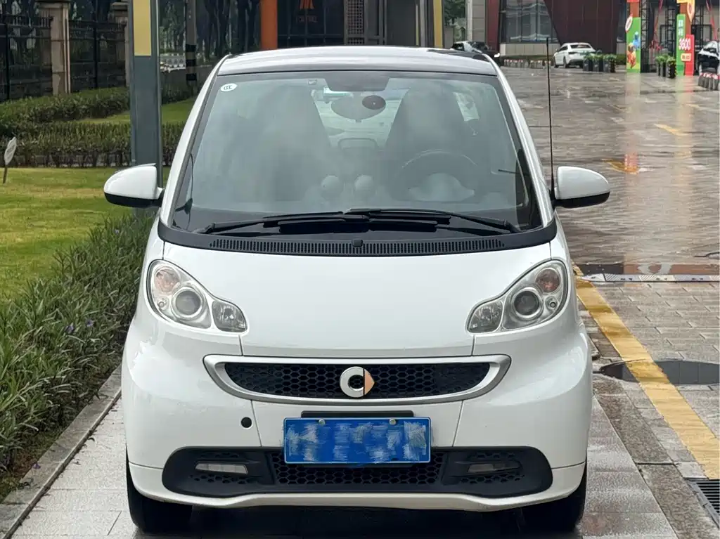 smart Smart Fortwo — миниатюра 2