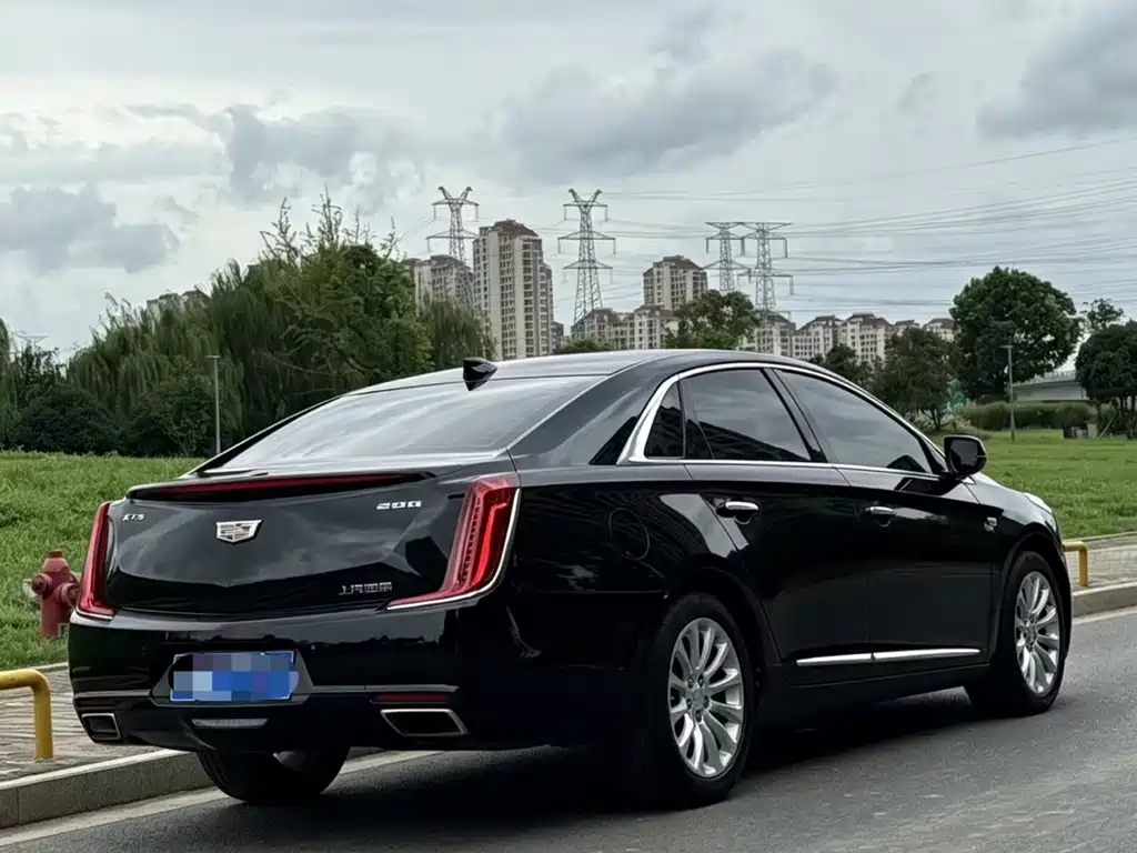 Cadillac XTS — миниатюра 4