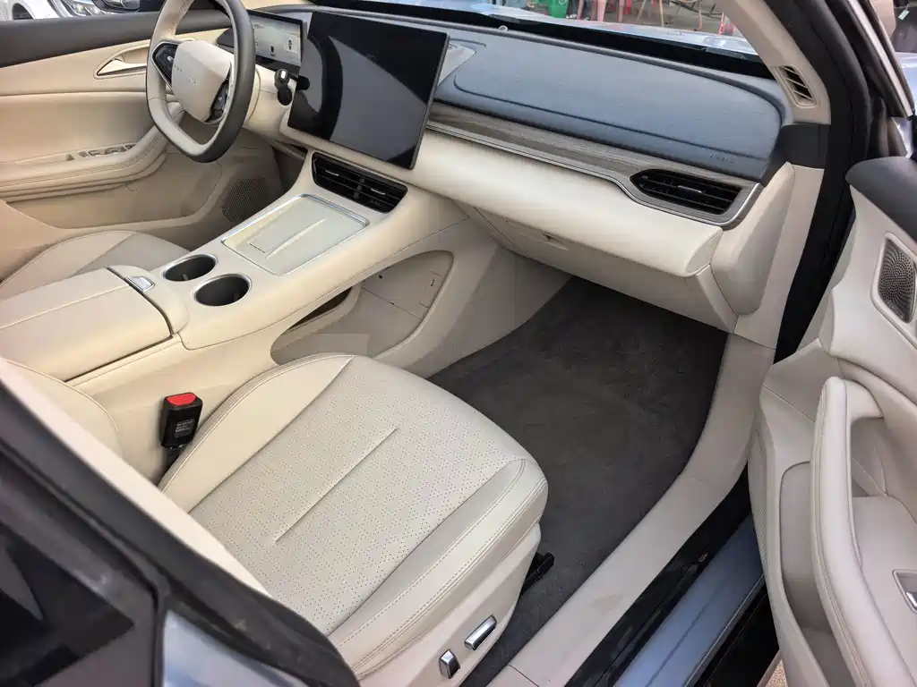 Fengxing Xinghai S7 — миниатюра 8