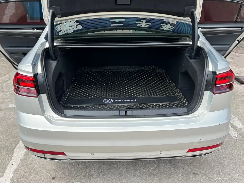 Volkswagen Phideon — миниатюра 24