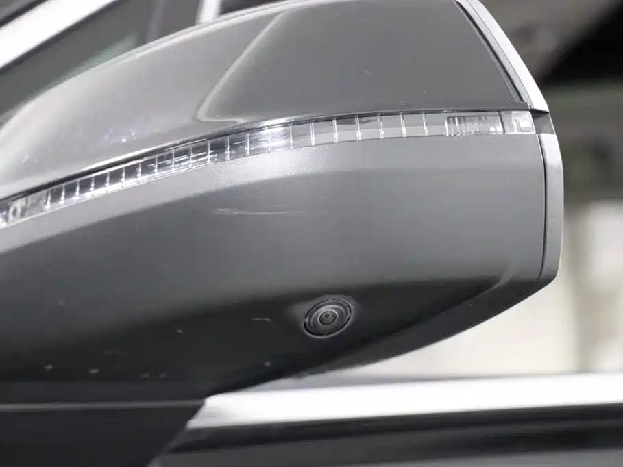 Audi Q7 — миниатюра 20