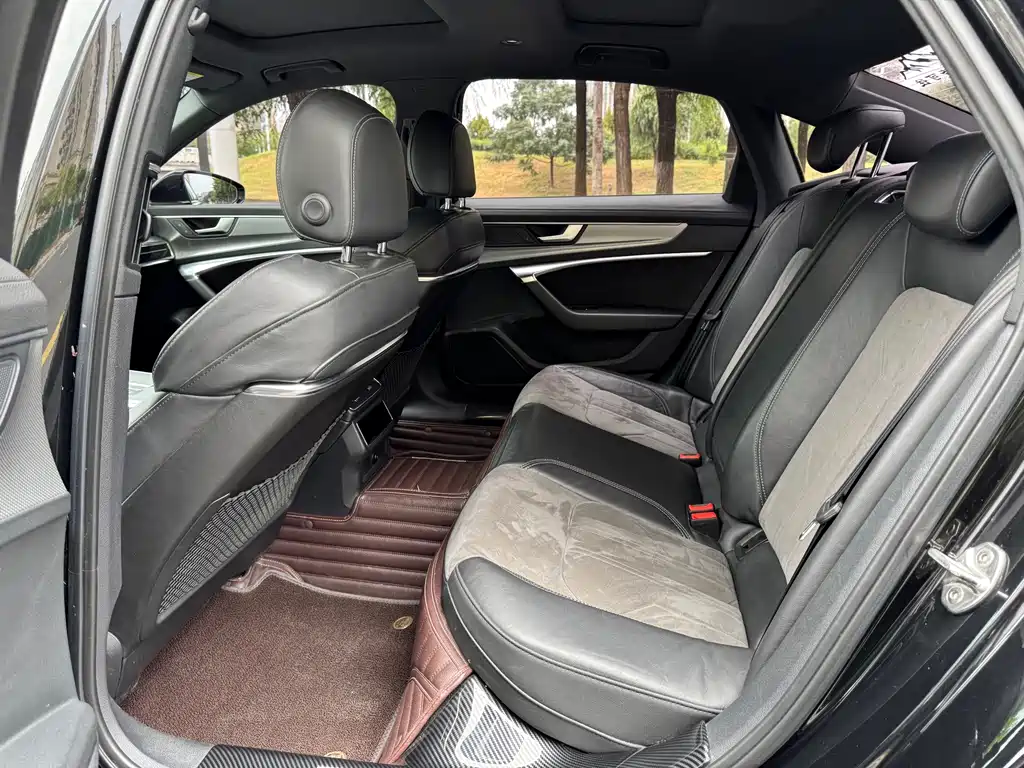 Audi A6L — миниатюра 6
