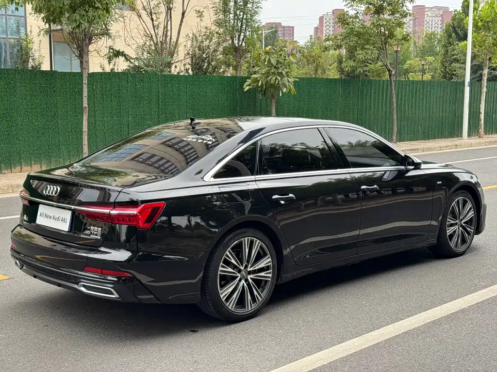 Audi A6L — миниатюра 7