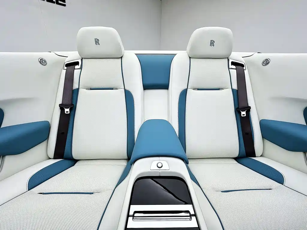 Rolls-Royce Dawn 6.6T Standard Type, фото 25