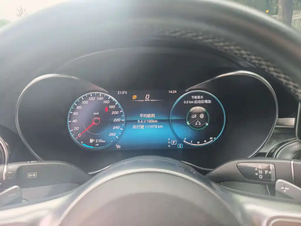 Mercedes-Benz C-Class — миниатюра 5
