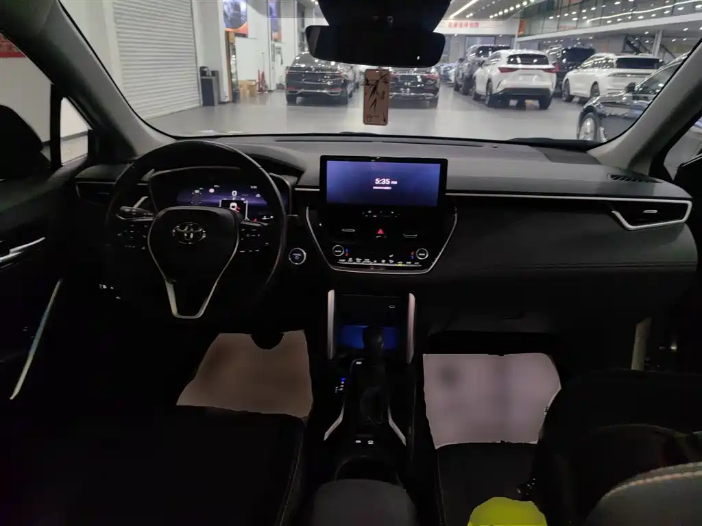 Toyota Frontlander 2023 2.0L Luxury