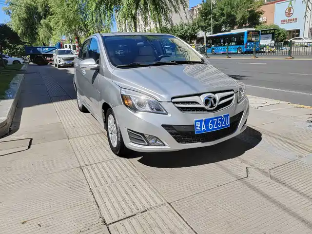 2014 BAIC EU5