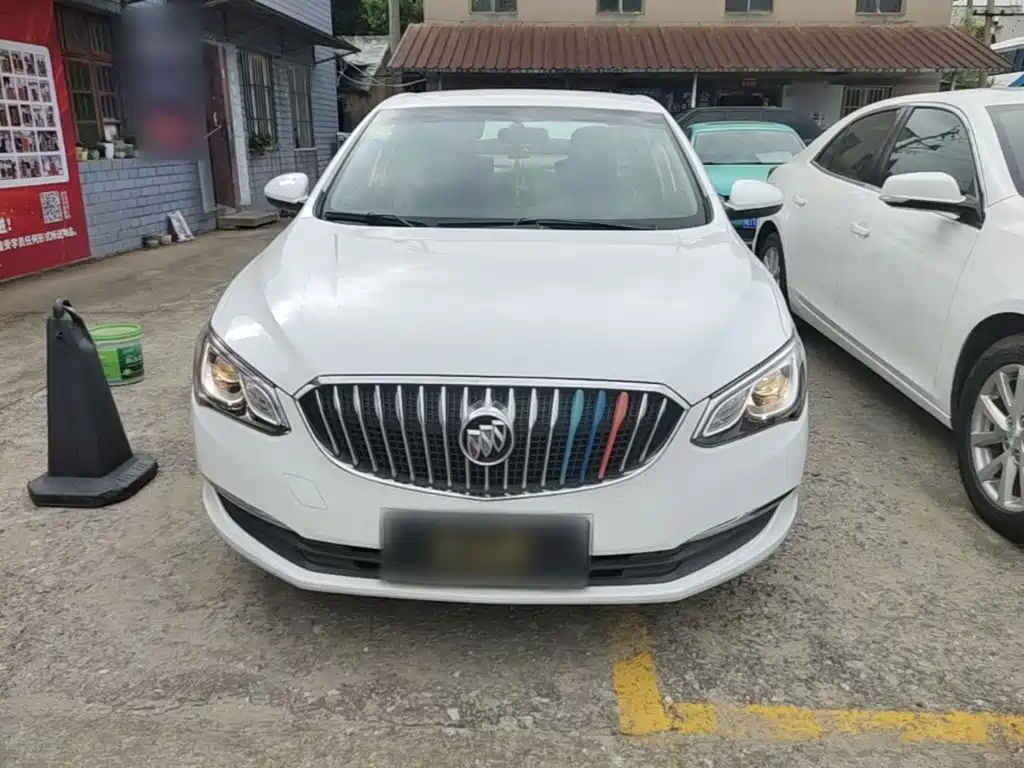 Buick Excelle — миниатюра 3