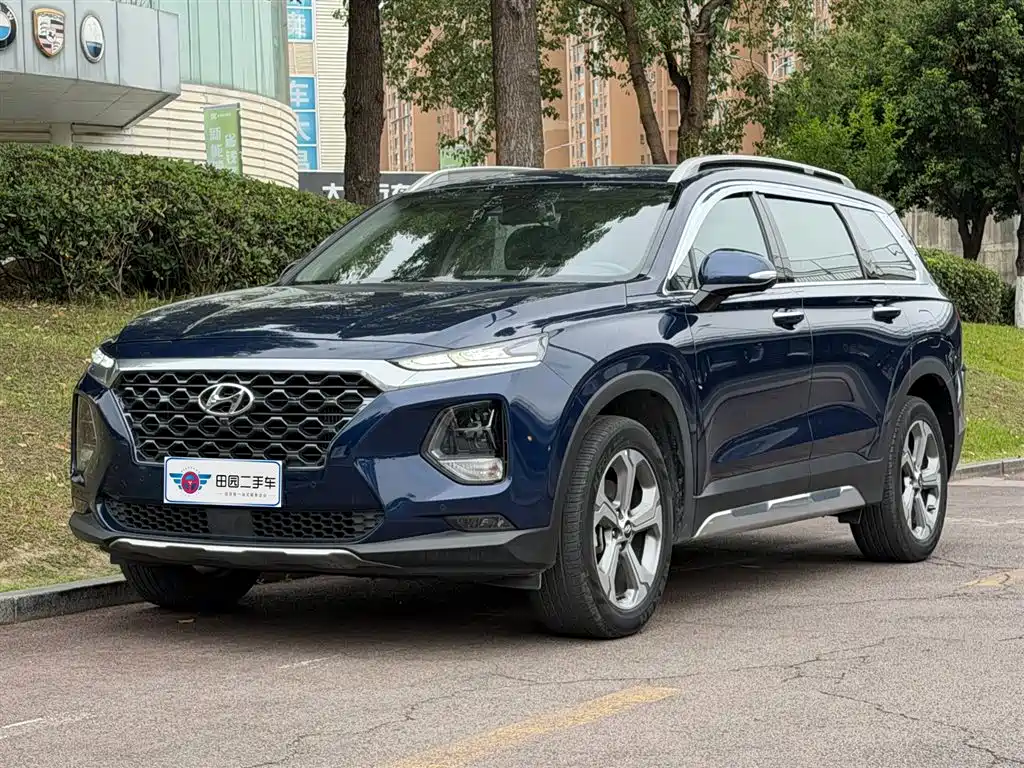 Купить Hyundai Santa Fe