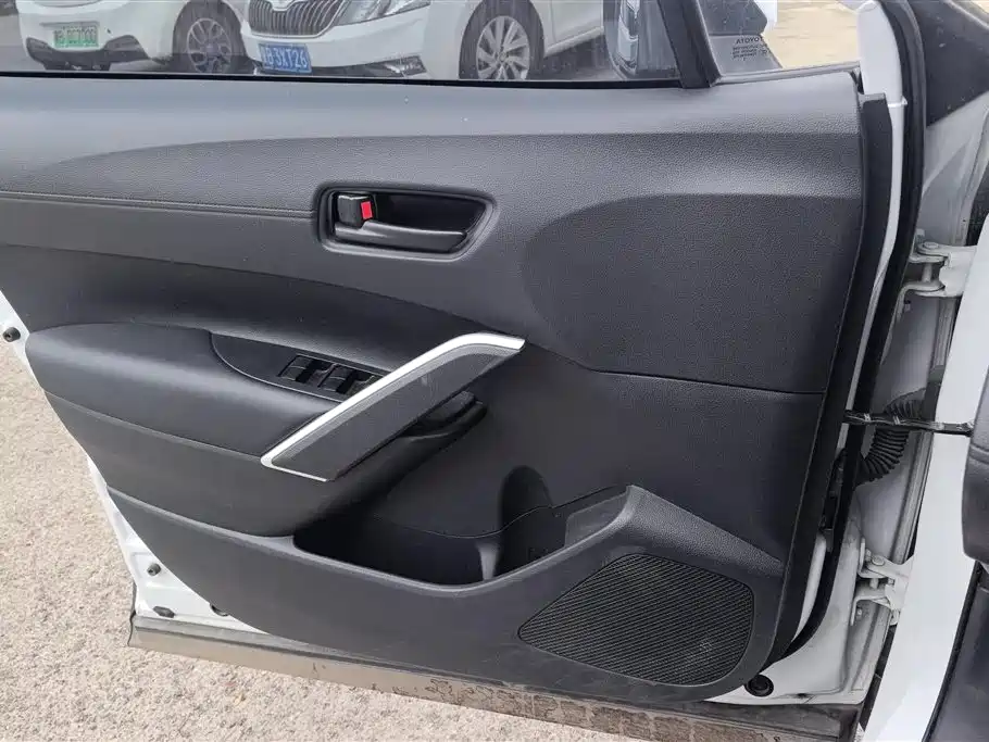 TOYOTA COROLLA SHARP AMPLIFIER