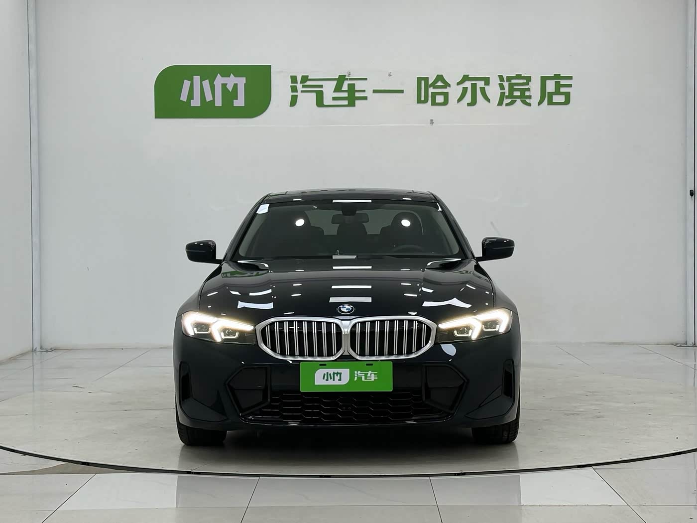 BMW 3 Series 2.0 л 2023 г. Чёрный, пробег 15700 км
