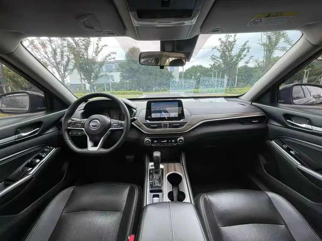Nissan Teana — миниатюра 8