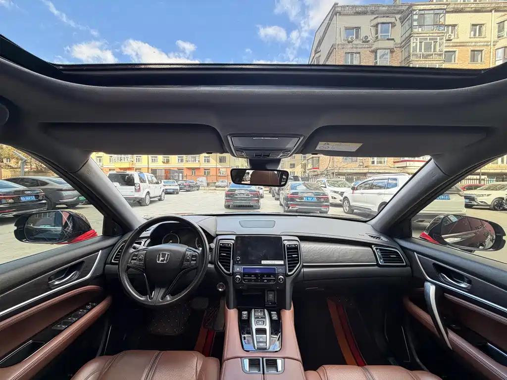 Honda UR-V — миниатюра 5