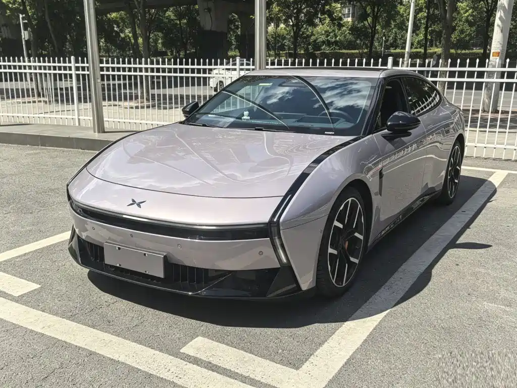 XPeng P7 — миниатюра 8