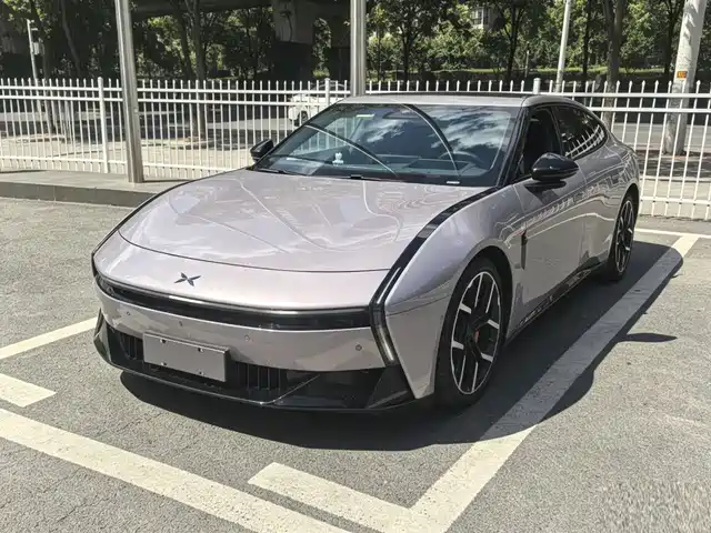 XPeng P7