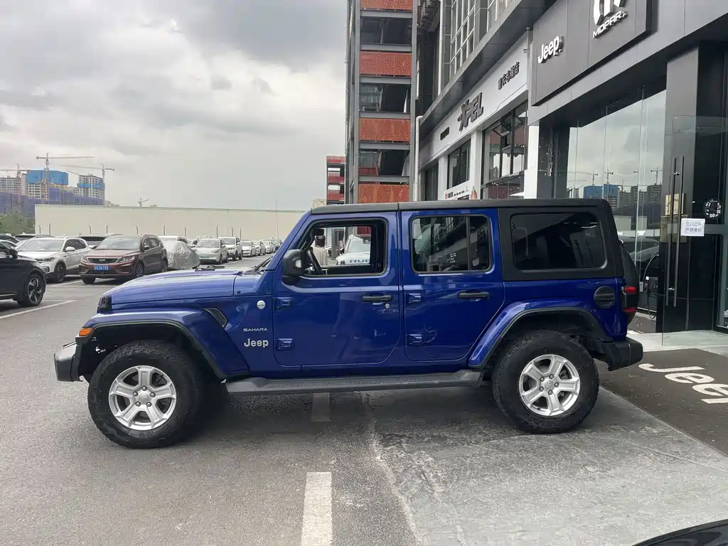 Jeep Wrangler — миниатюра 11