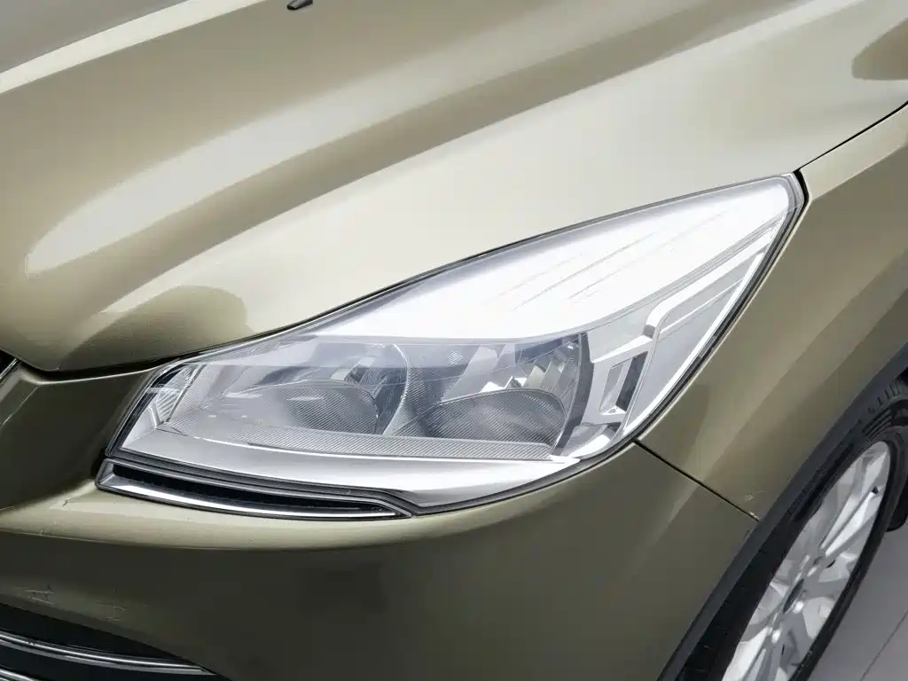 Ford Kuga — миниатюра 7