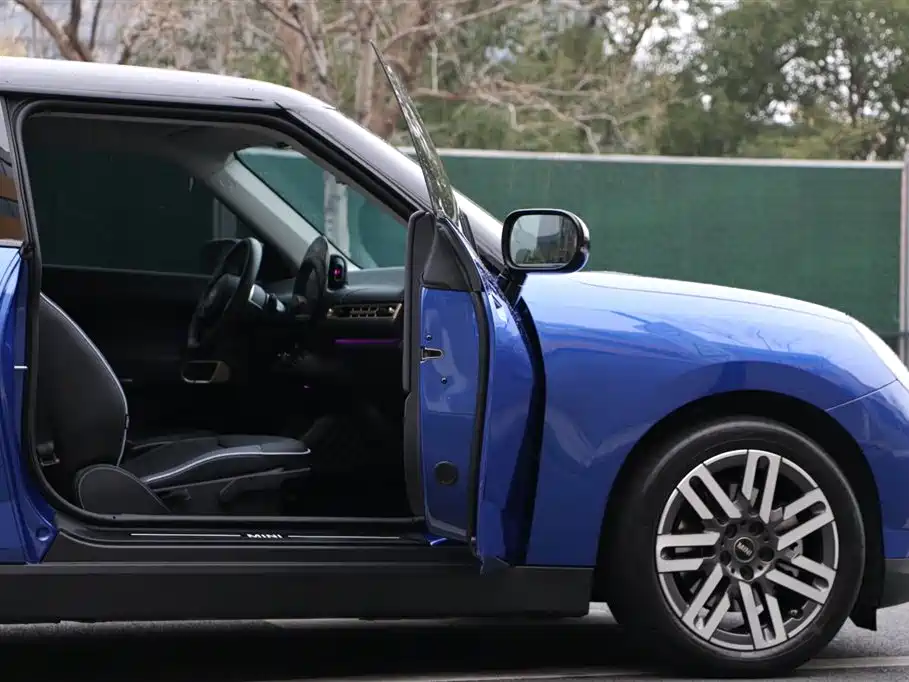 MINI ELECTRIC  COOPER