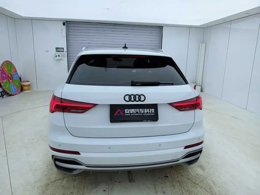 Audi Q3 — миниатюра 5