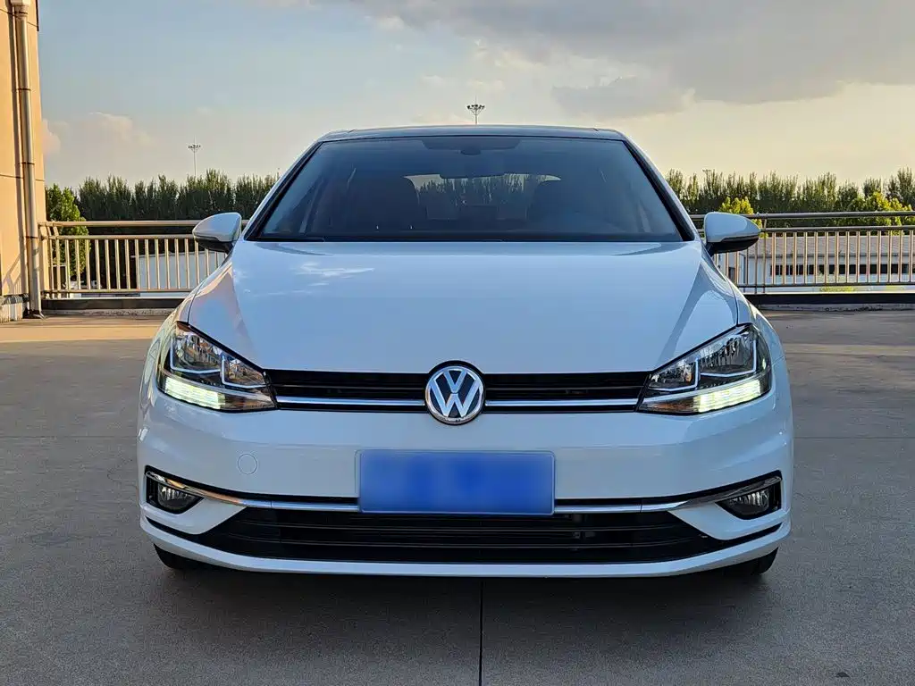 Volkswagen Golf — миниатюра 25