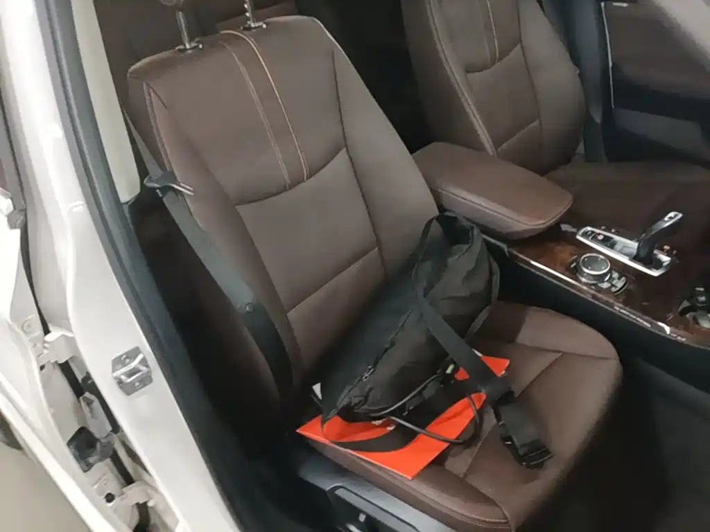 BMW X3 (Import) — миниатюра 25