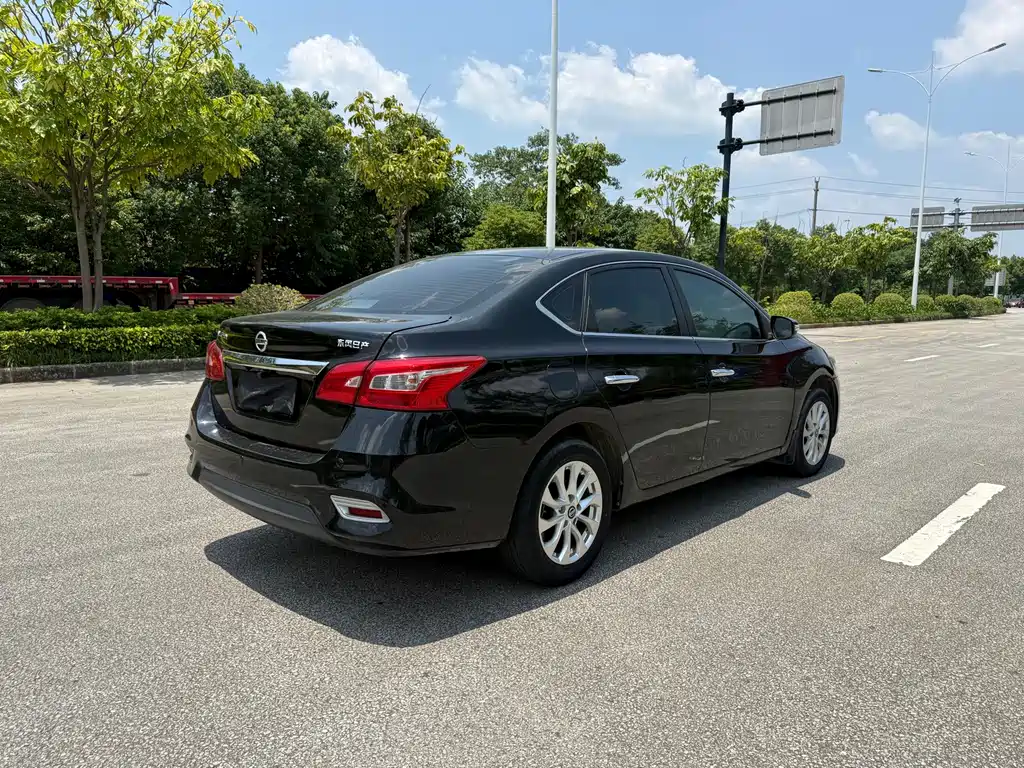Nissan Sylphy 1.6XL CVT Luxury Edition, фото 4