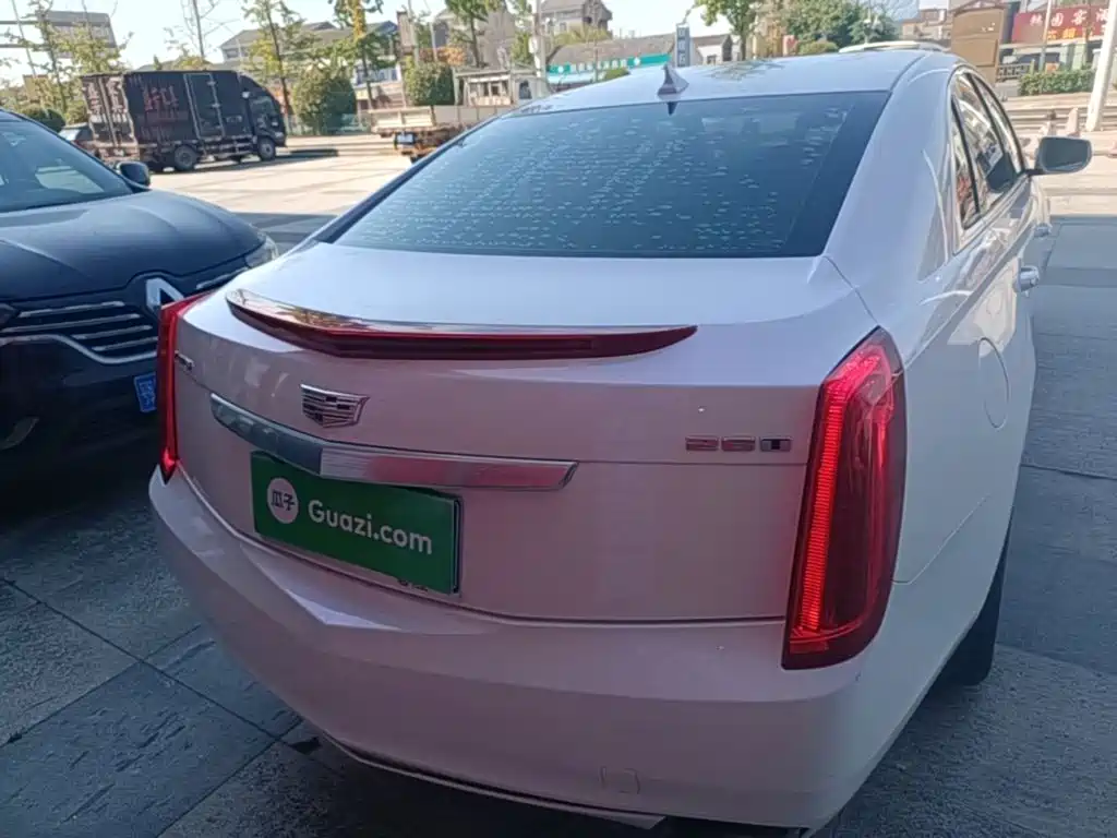 Cadillac XTS — миниатюра 6