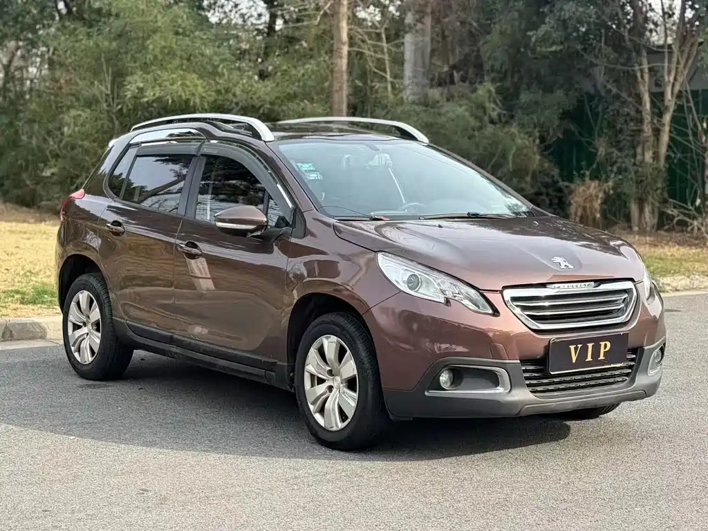 PEUGEOT 2008