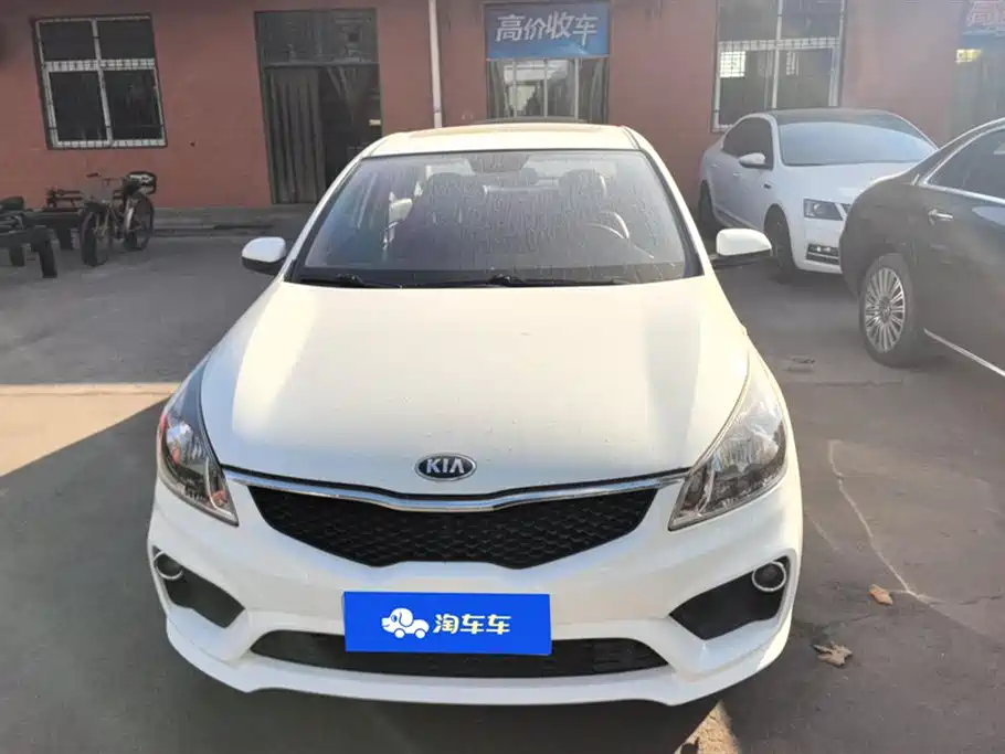 KIA K2