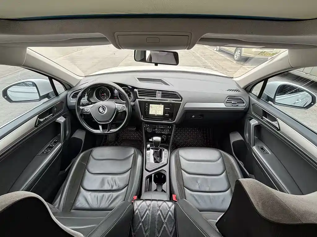 Volkswagen Tiguan L — миниатюра 5